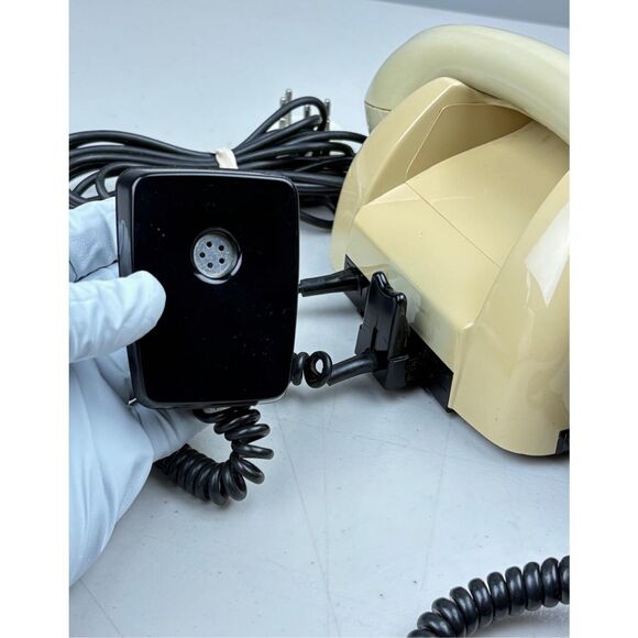 Vtg Ericsson PTT T65-TDK Dutch Beige Touch Tone Telephone w/ Microphone Handset - Picture 8 of 10